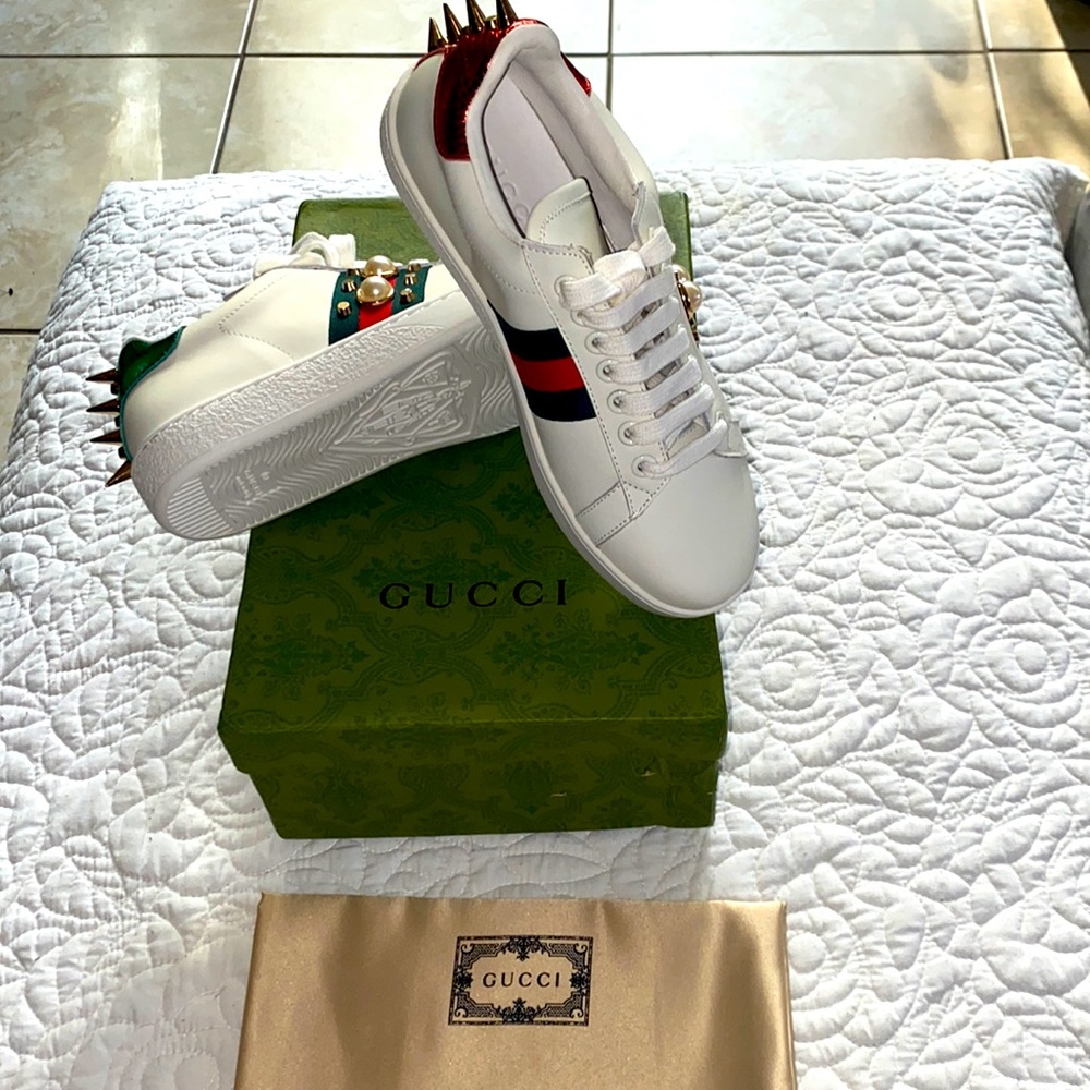 Gucci sneakers/woman